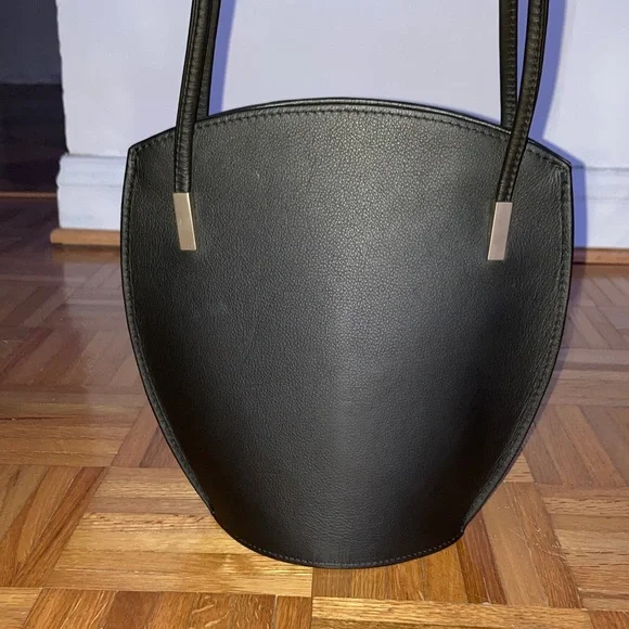 Olbrish Black Leather New Black Women's Handbag From Berlin - Picture 1 of 8